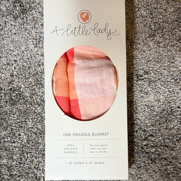 A Little Lady Shop Swaddle Blanket - Orange and Pink and White 100% organic - Picture 2 of 5